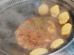 -哈尔滨烧烤·山河村铁锅炖(交大店)