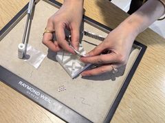 -亨吉利世界名表中心(砂之船奥莱店)