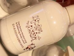 -名创优品(江南新地店)