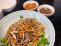 -皇城根·烤鸭·鱼头·家常菜(欧亚大观乐活城店)