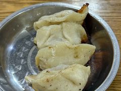 -黄阿姨锅贴大王(万航渡路店)