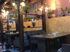 -六福酒馆(秦隆步行街店)
