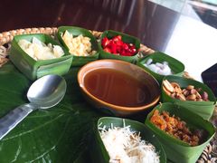 小吃拼盘-食肆&Fourteen(武林夜市店)