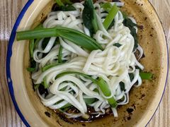 -张记奔吃小面
