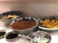 -老新隆牛肉锅贴(新街口店)