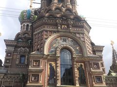 -滴血救世主教堂