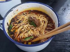 坨坨牛肉面-山城盅盅面