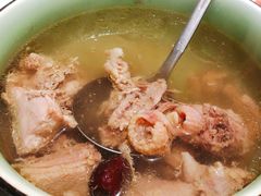 山泉水土鸡汤-老湘亲·品鉴湘菜(湖里店)