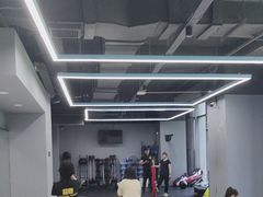 -超鹿运动(五四路恒力城店)