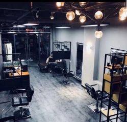 -MR·HL日式美发馆