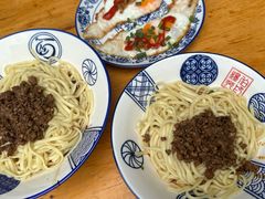 -杨伯英传统杂酱面