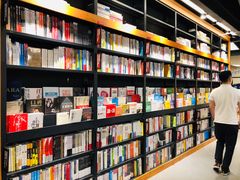 -西西弗书店&矢量咖啡(凯德晶萃广场店)