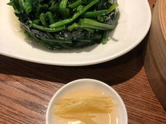 蒜炒菠菜-鼎泰丰 (柏威年广场店)