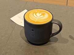 -星巴克臻选(上海合生汇1F店)