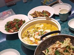 -呷湘厨·鱼汤捞饭·剁椒鱼头·辣椒炒肉(国家会展中心店)
