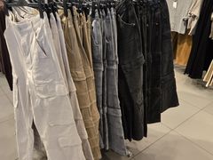 -H&M(鹏欣水游城店)
