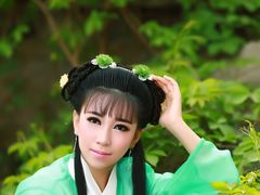 -九月鹰飞汉服摄影工作室