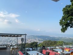 -草山夜未眠景观餐厅