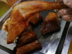 烧鸡-南沙辉记烧鸡·荔枝木炭火吊烧(旧镇店)