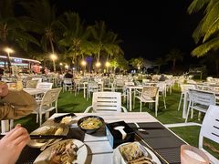 -蜈支洲岛珊瑚酒店临海阁中餐厅