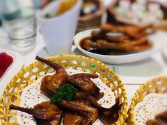 金牌脆皮乳鸽-茶小点(丽悦新天店)