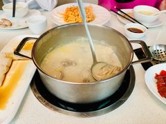 -煲王粤菜餐厅(中侨中心店)