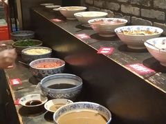 自助调料区-小龙坎火锅(华凌店)