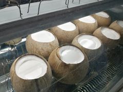 -椰爺爺·椰子冻砵仔糕