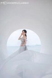 -现代经典婚纱摄影