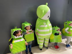 -孩子王(建邺金鹰世界店)