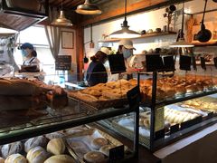 面包甜点陈列柜-仙峰天然面包(迎宾路店)