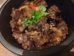 红烧牛尾-赤坂亭 M9和牛烧肉(水街店)