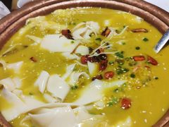 老坛酸菜鱼-纳瓦新疆菜(银都店)