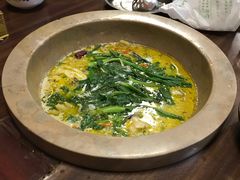 蒸汽石锅鱼-抚仙湖野生菌石锅鱼(腾冲总店)