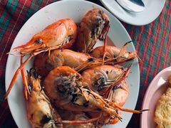 -Pae Krung Kao Restaurant