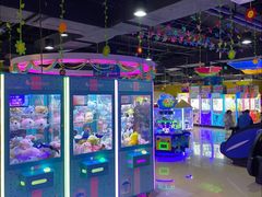 -直通车欢聚中心(崇州万达店)