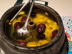 汽锅鸡-云海肴·汽锅鸡·云南代表菜(天山百盛优客店)