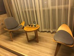 -西安大雁塔科技大学地铁站亚朵酒店