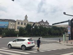 -王府井奥莱临潼小镇(临潼店)