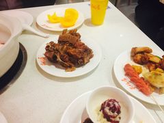 -泉福居酱骨头自助广场(南大街商业步行街店)