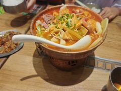 -成都你六姐·牛肉冒菜(信泰中心商场店)