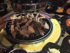 -哈哈碳都·牛肋条无限自助烤肉(台江万达店)