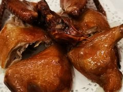 蒜香乳鸽-富哥食店