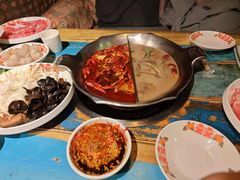 -房子红了鱼豆花重庆老火锅(广厦学院店)