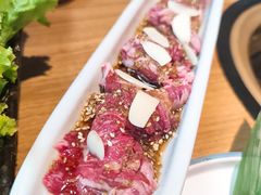 -炼火烤肉店
