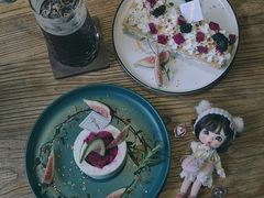 -84那年咖啡馆(李沧万达店)