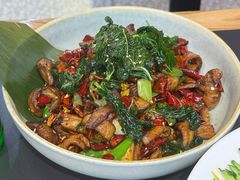 -红东阁东北菜烤肉酒馆(CROSS万象汇店)