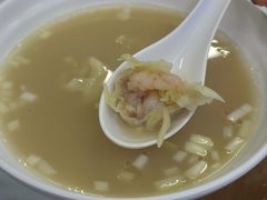 传统上汤鲜虾净云吞-恩宁刘福记(东华东路店)