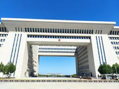 -霍尔果斯国门景区