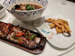 -梅花香里大酒店(郁金香路店)